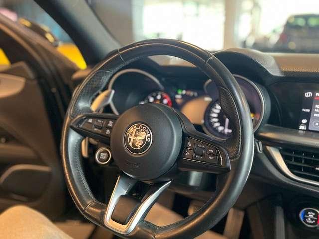 Alfa Romeo Stelvio 2.2 Turbodiesel 160 CV AT8 RWD