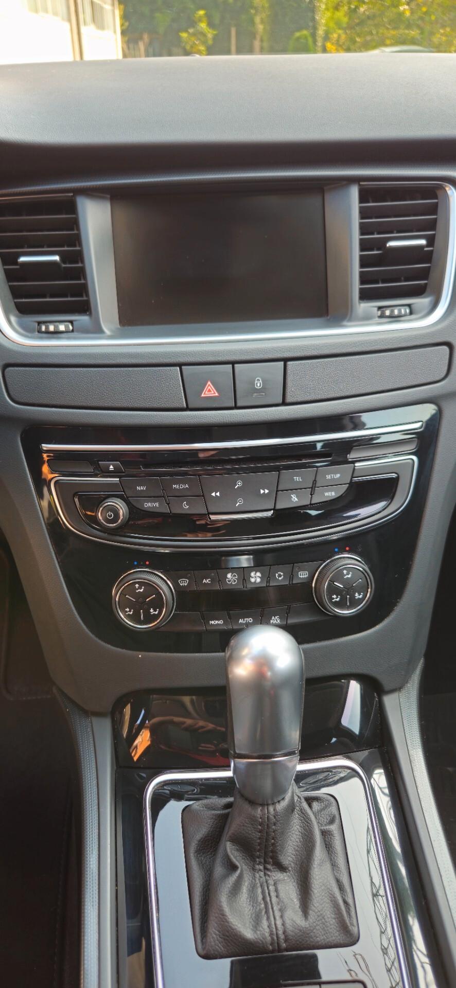 Peugeot 508 BlueHDi 1.6D 120cv E6 FULL