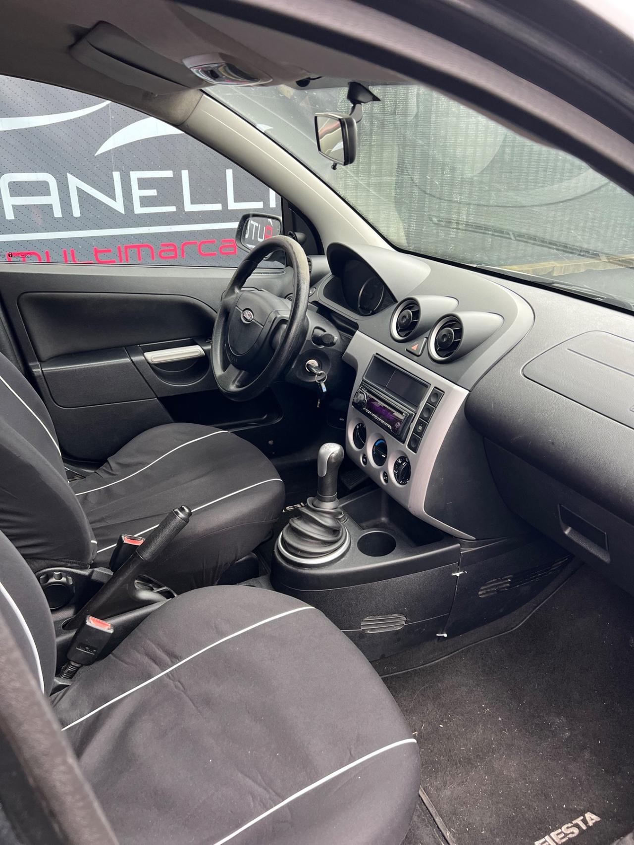 Ford Fiesta 1.4 TDCi 5p. Ghia NEOPATENTATI OCCASIONE