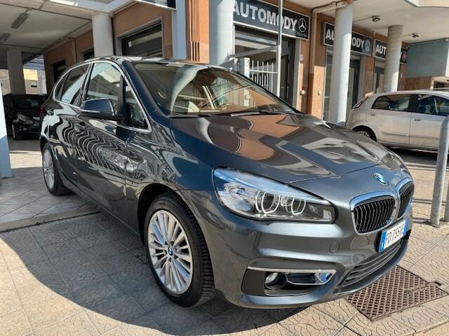 Bmw 2er Active Tourer 216d Luxury Pelle-Led-Navi-C.Autom.
