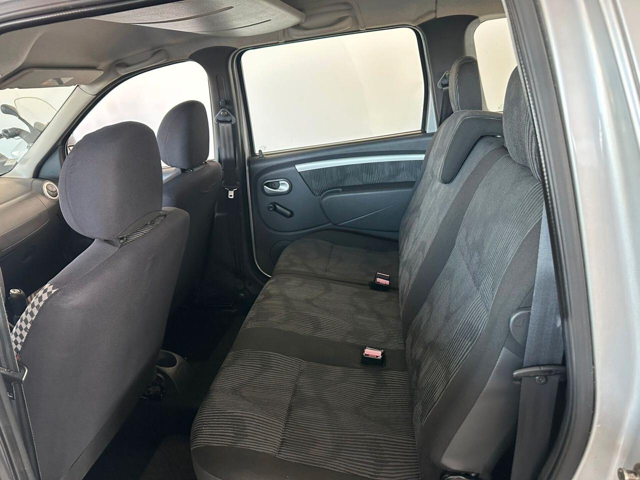 Dacia Logan MCV 1.6 85CV GPL 5 posti Blackline