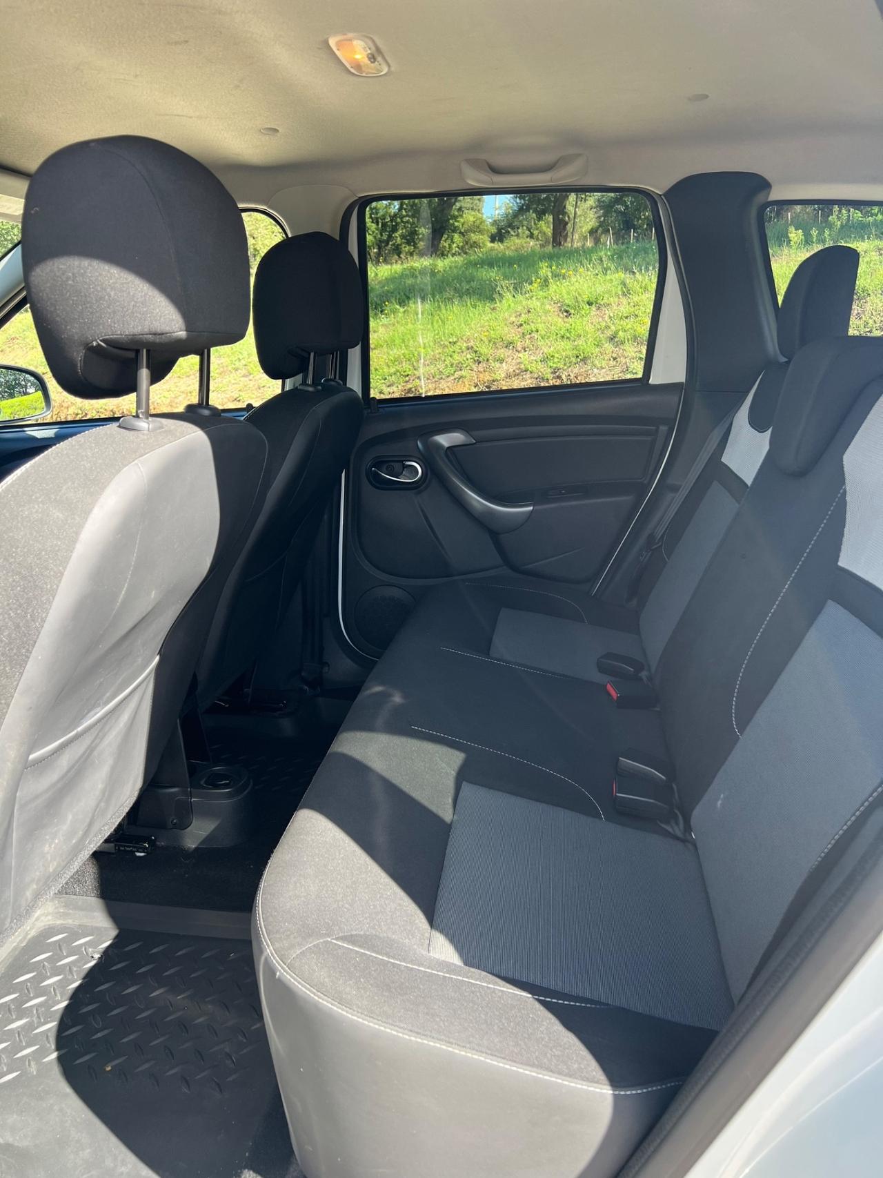 Dacia Duster 1.6 GPL Lauréate PERMUTE RATE GARANZIA