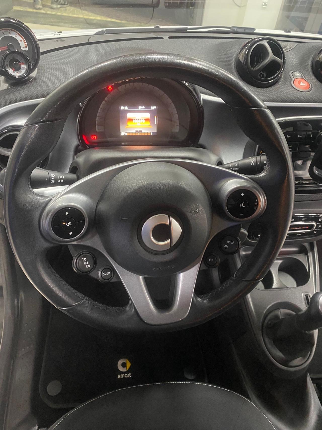 Smart ForFour 70 1.0 Passion