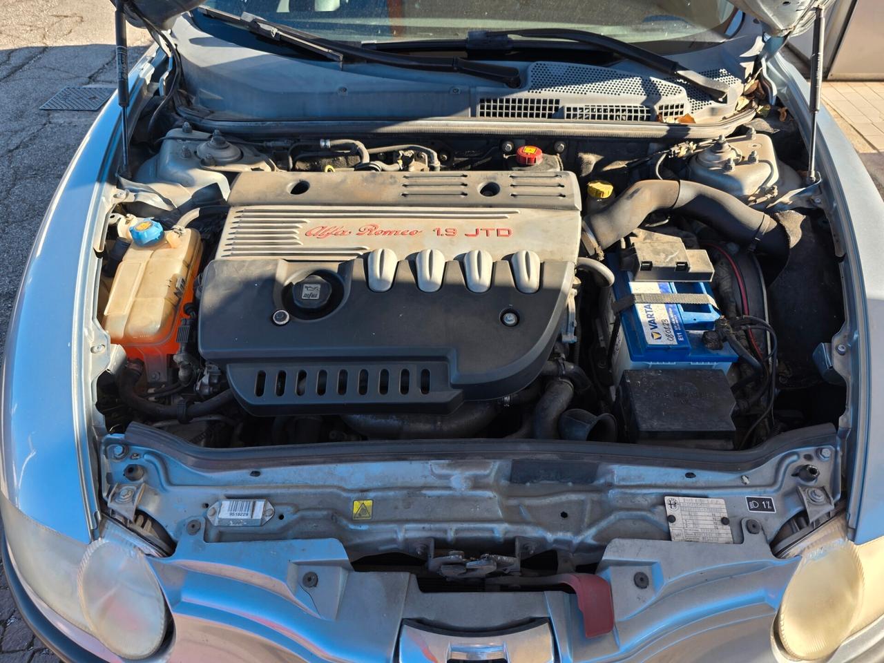 Alfa Romeo 147 1.9 JTD (115 CV) cat 3p. Distinctive