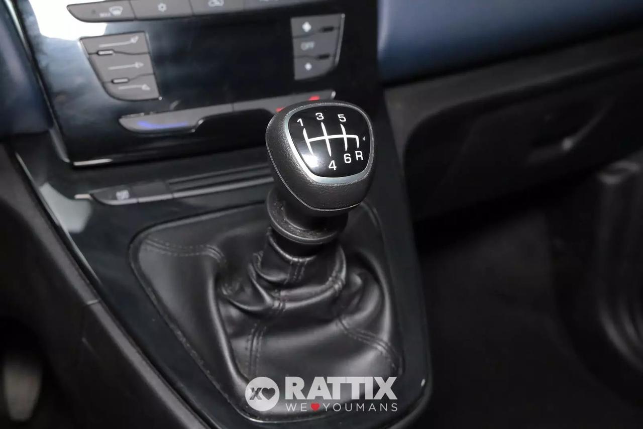 Lancia Ypsilon 1.0 Firefly Hybrid 70CV Platino
