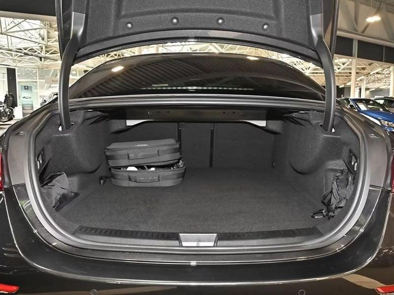 Mercedes-Benz Classe E E 300 e Auto Plug in hybrid Advanced Distronic 19" Navi Led