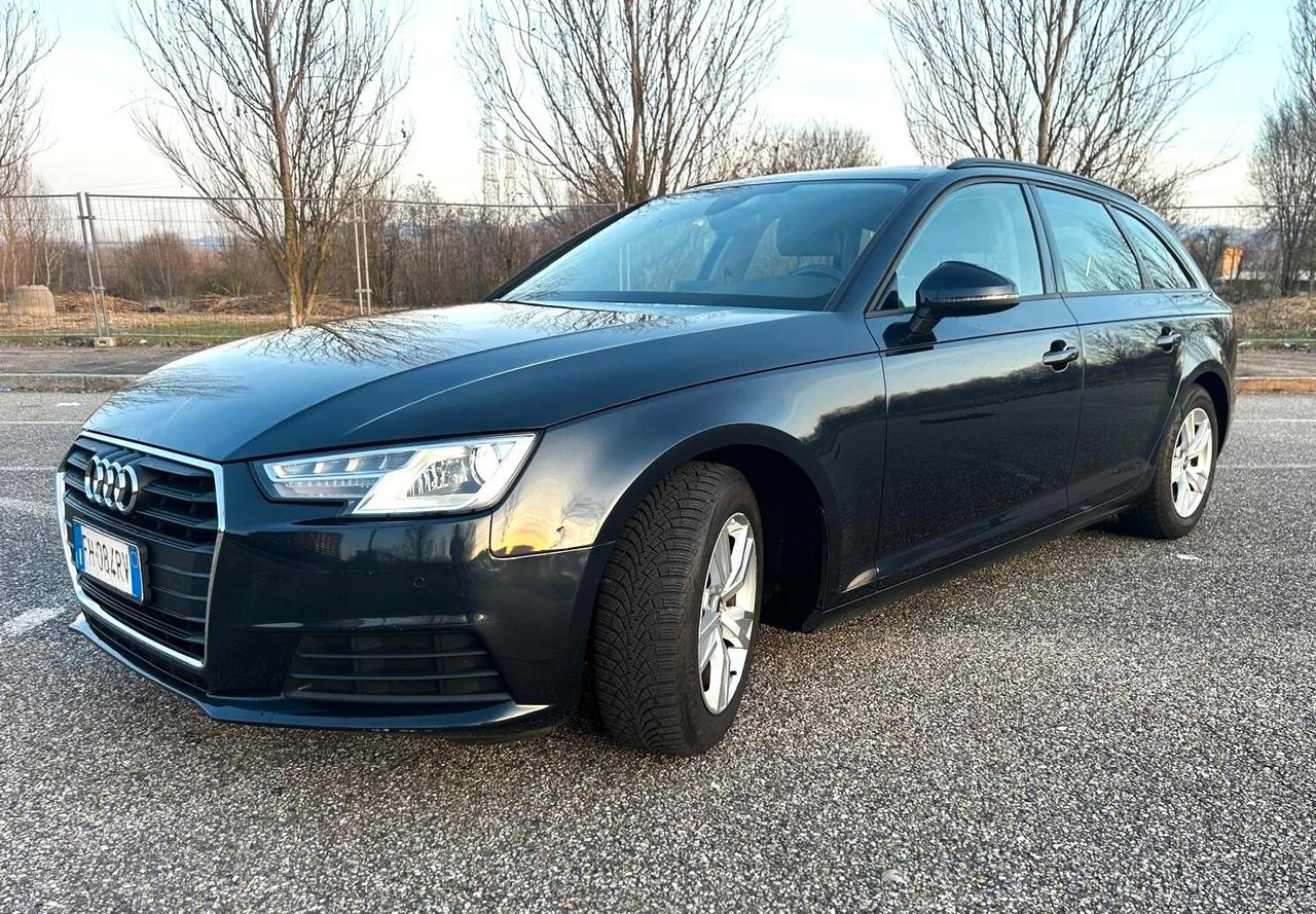 Audi A4 Avant 2.0 TDI 150 CV ultra Business Automatica
