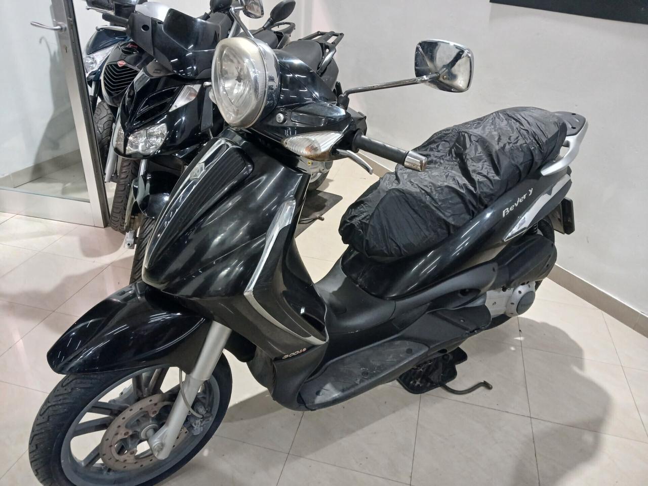 Piaggio Beverly 300 TOURER
