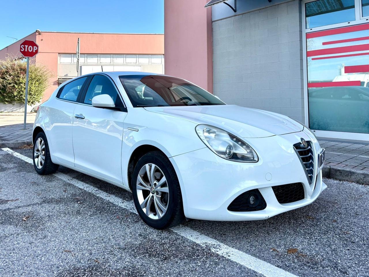 Alfa Romeo Giulietta 1.6 jtdm Neopatentati