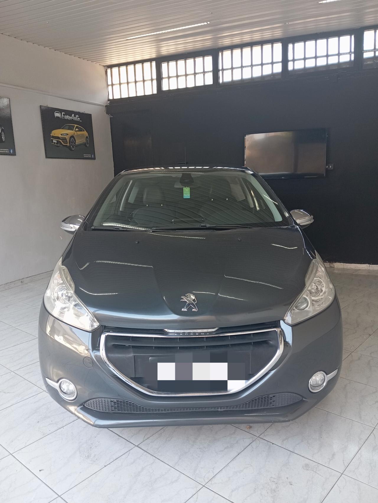 Peugeot 208 1.2 Benz/ GPL 2013 CON GARANZIA