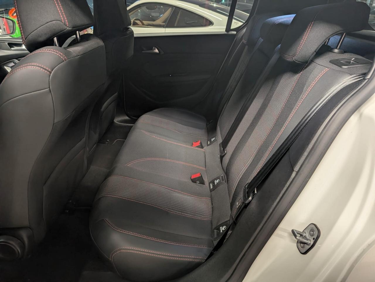 Peugeot 308 BENZINA 1.2 80.000 KM AUTOMATICO