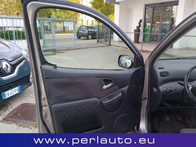 TOYOTA Yaris Verso 1.4 Tdi D-4D cat Sol '03