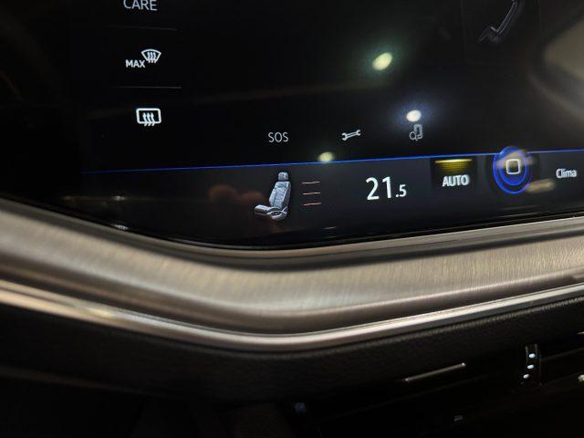 VOLKSWAGEN Touareg 3.0 V6 TDI 286 CV SCR ELEGANCE *UNIPROP*TETTO*