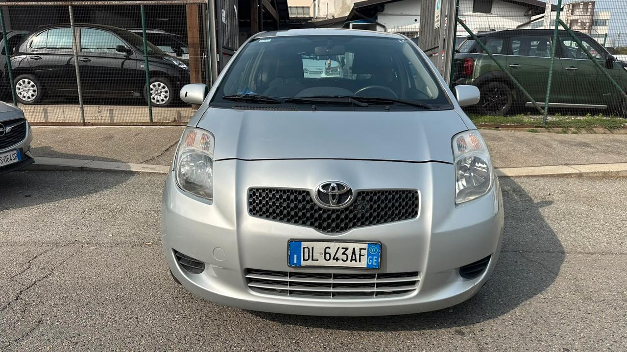 Toyota Yaris 1.4 D-4D 3 porte M-MT Navi