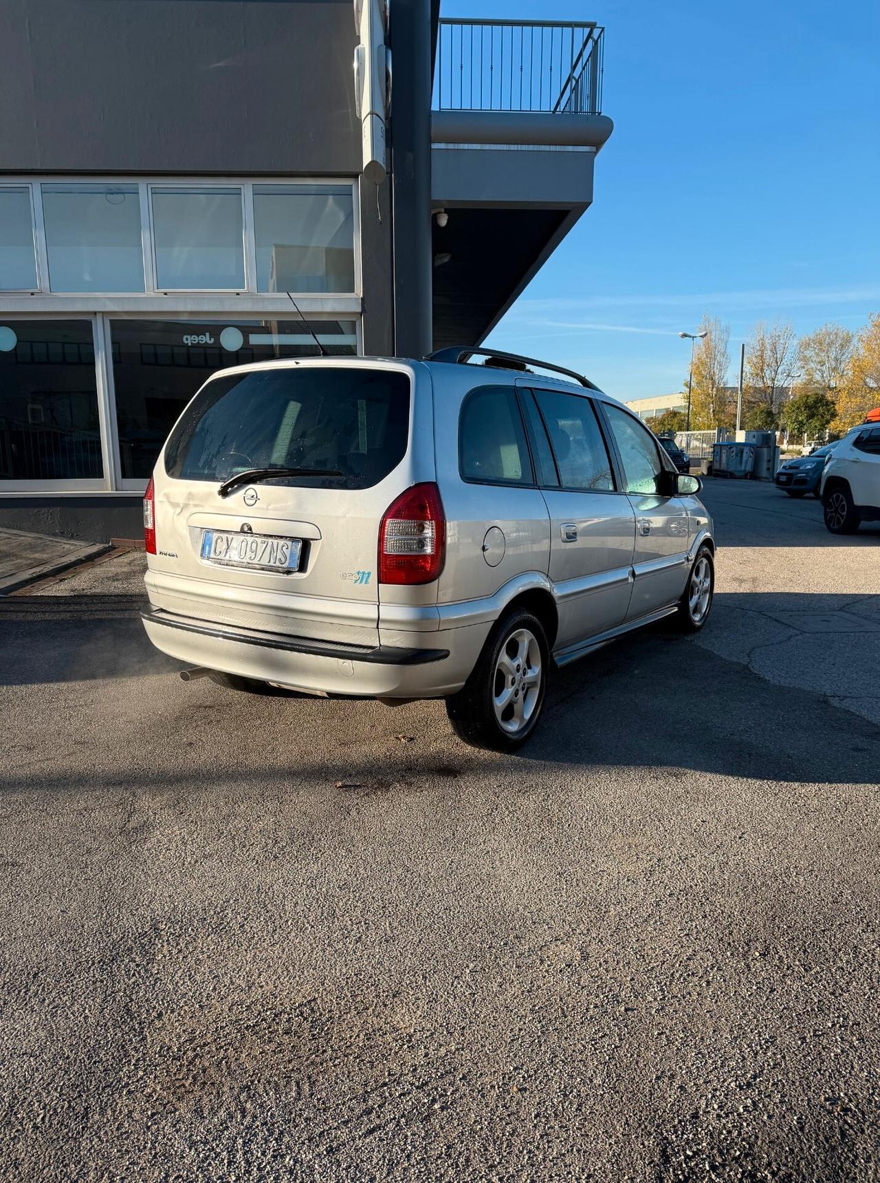 Opel Zafira 1.6 16V cat Eco M Elegance