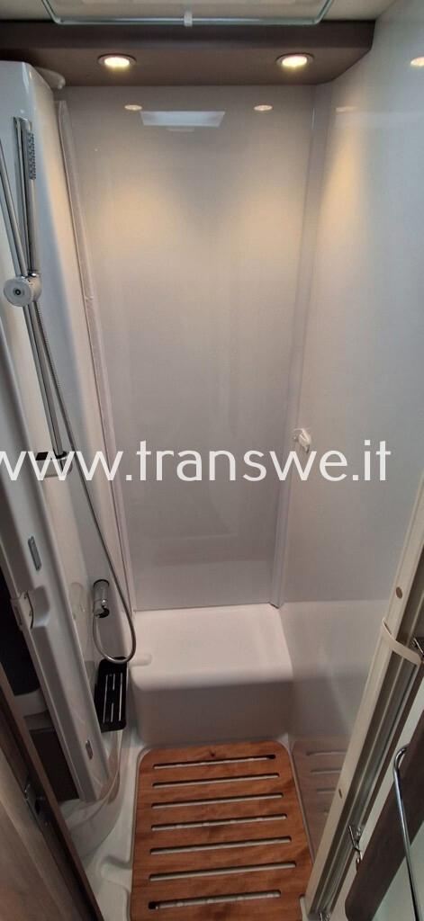 Carado I338 motorhome con letti gemelli