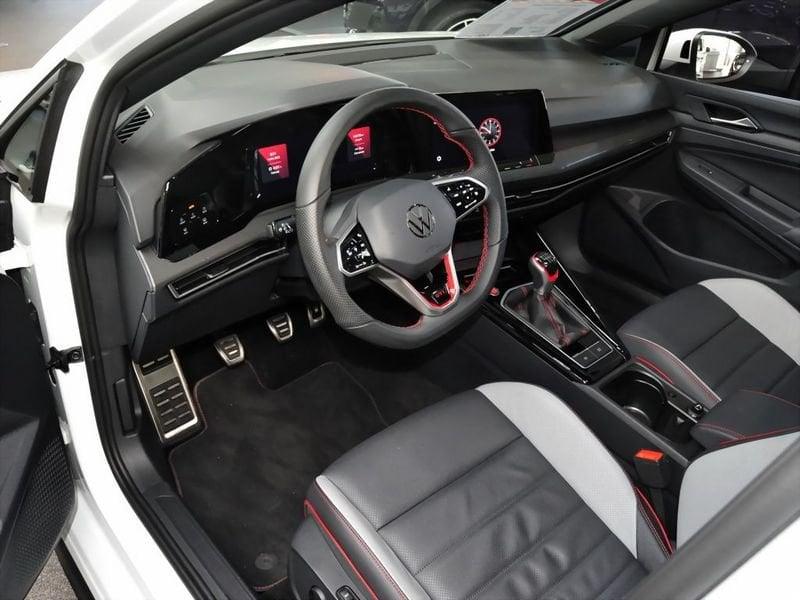 Volkswagen Golf 2.0 TSI GTI