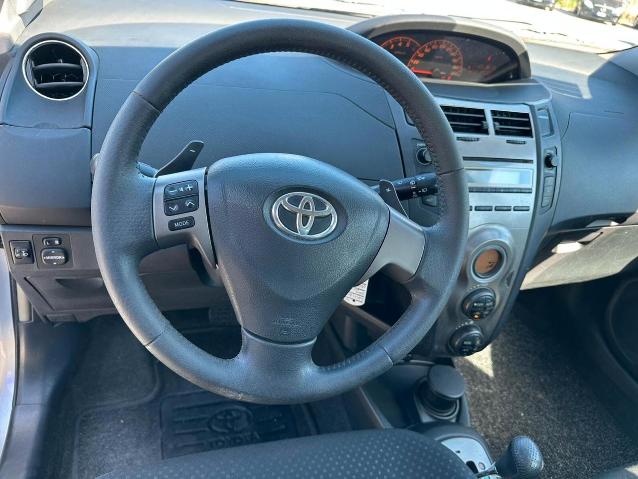 Toyota Yaris 1.4 D-4D DPF 3 porte M-MT Sol