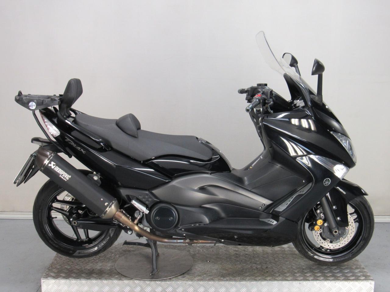 Yamaha T Max ABS SCARICO AKRAPOVIC