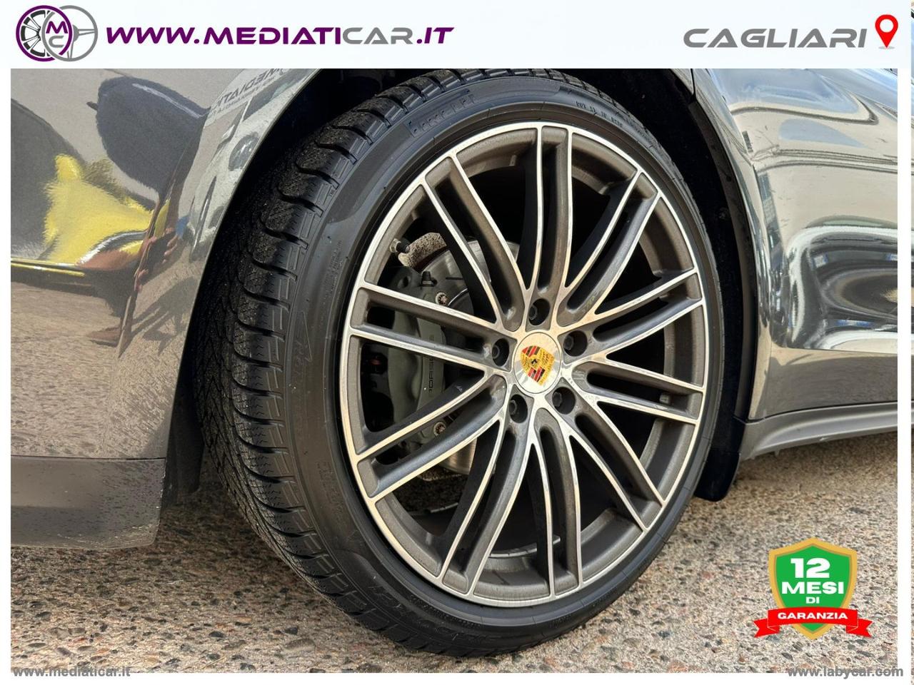 PORSCHE Panamera 4S