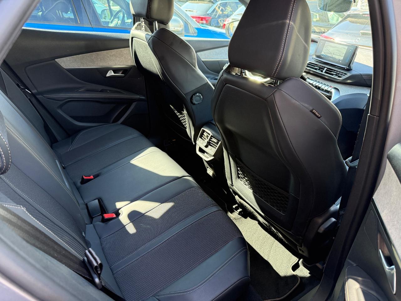 Peugeot 3008 BlueHDi 130 S&S EAT8 GT