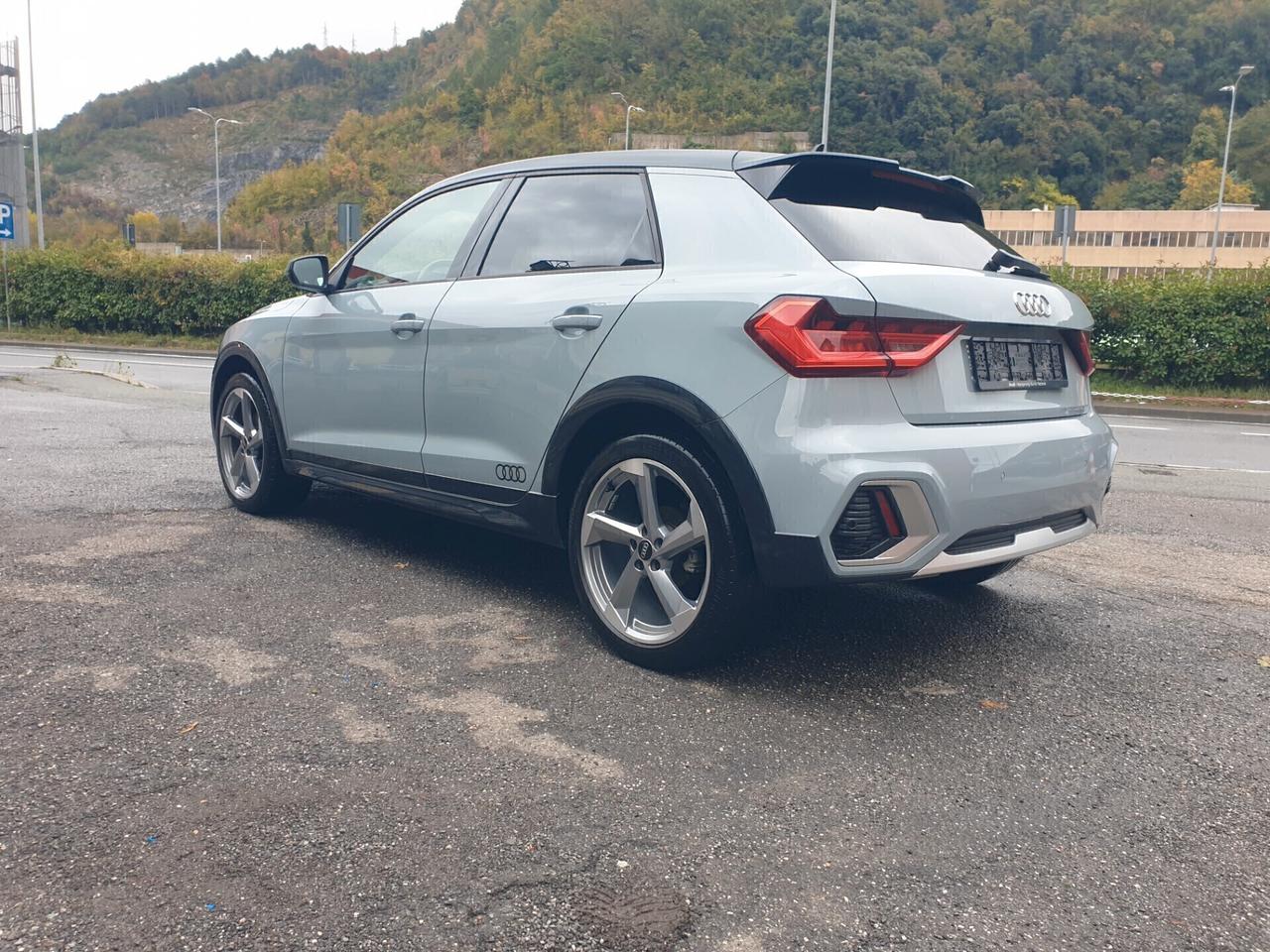 Audi A1 allstreet 30 TFSI S tronic bicolor