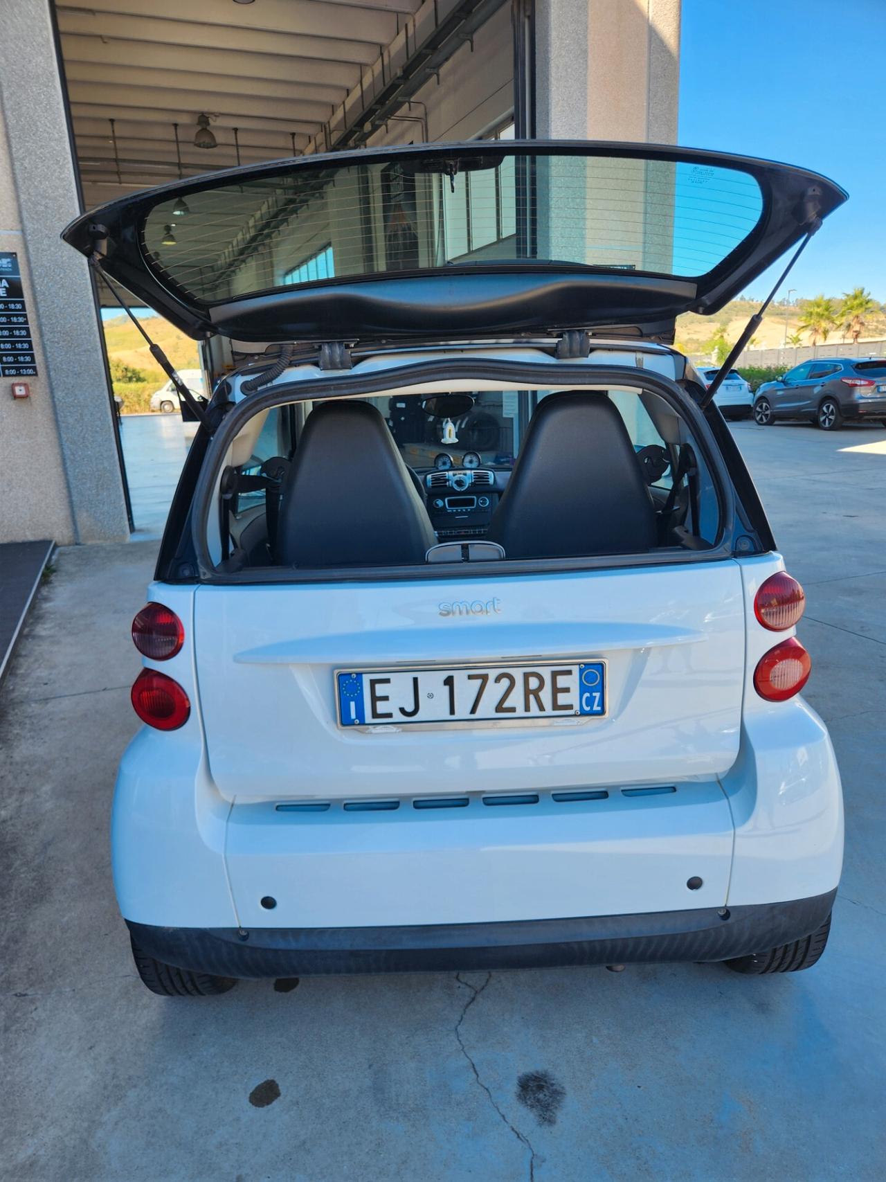 Smart ForTwo 1000 52 kW MHD coupé passion