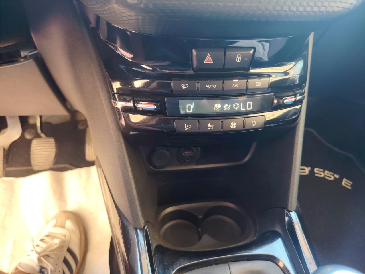 Peugeot 2008 1.6 BlueHDi 120 Crossway FULL OPT + TETTO