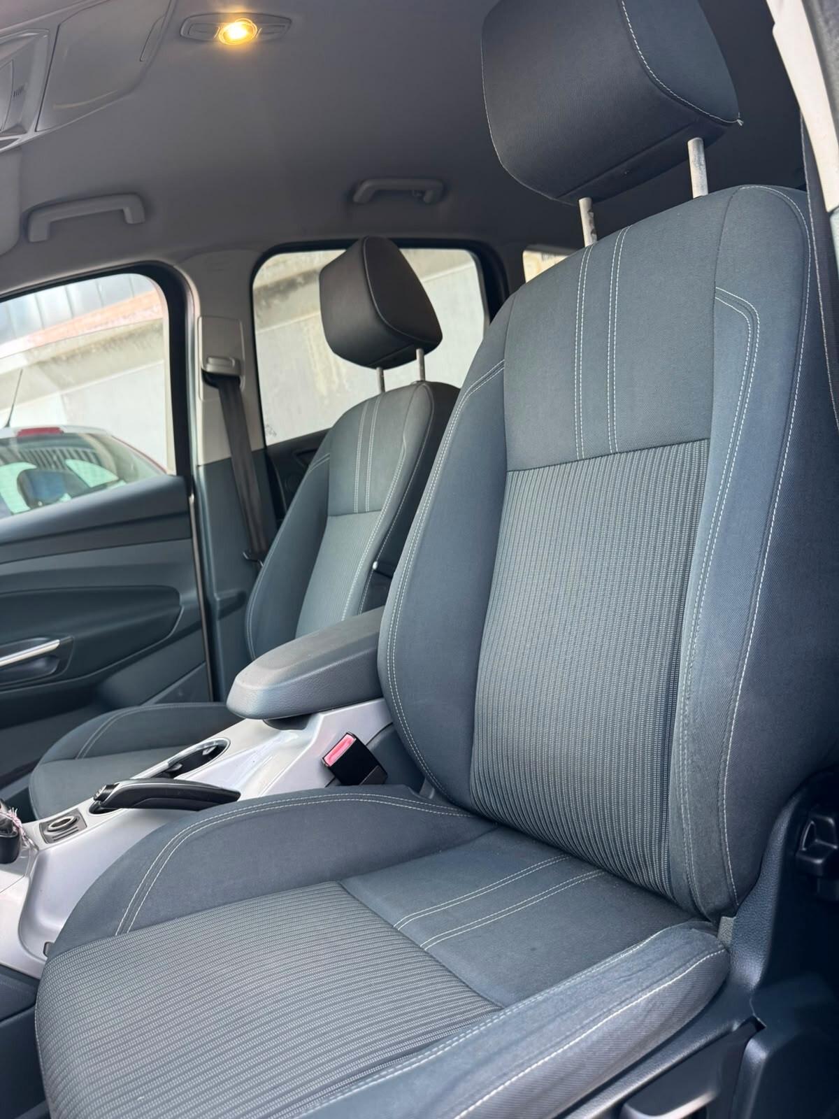 Ford C-Max C-Max+ 1.6 TDCi 115CV Business