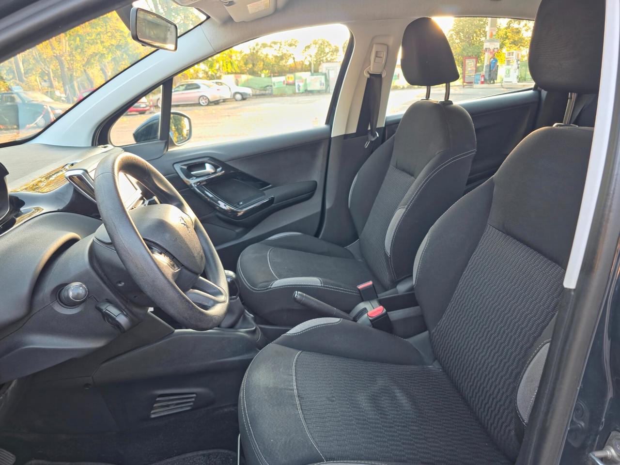 Peugeot 208 BlueHDi 75 5 porte Allure E6B Manuale NEO 2016