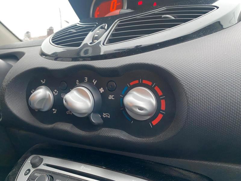 Renault Twingo 1.2 Night&Day 75cv