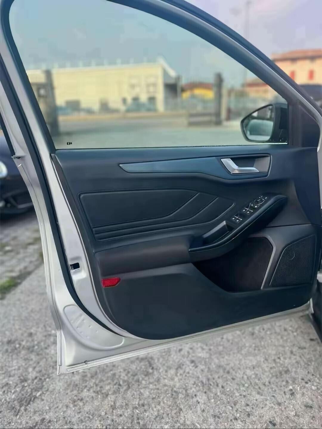 Ford Focus 1.5 EcoBlue 120 CV automatico SW Business