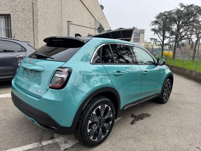 FIAT 600 Hybrid 110 CV DCT MHEV La Prima KM.0