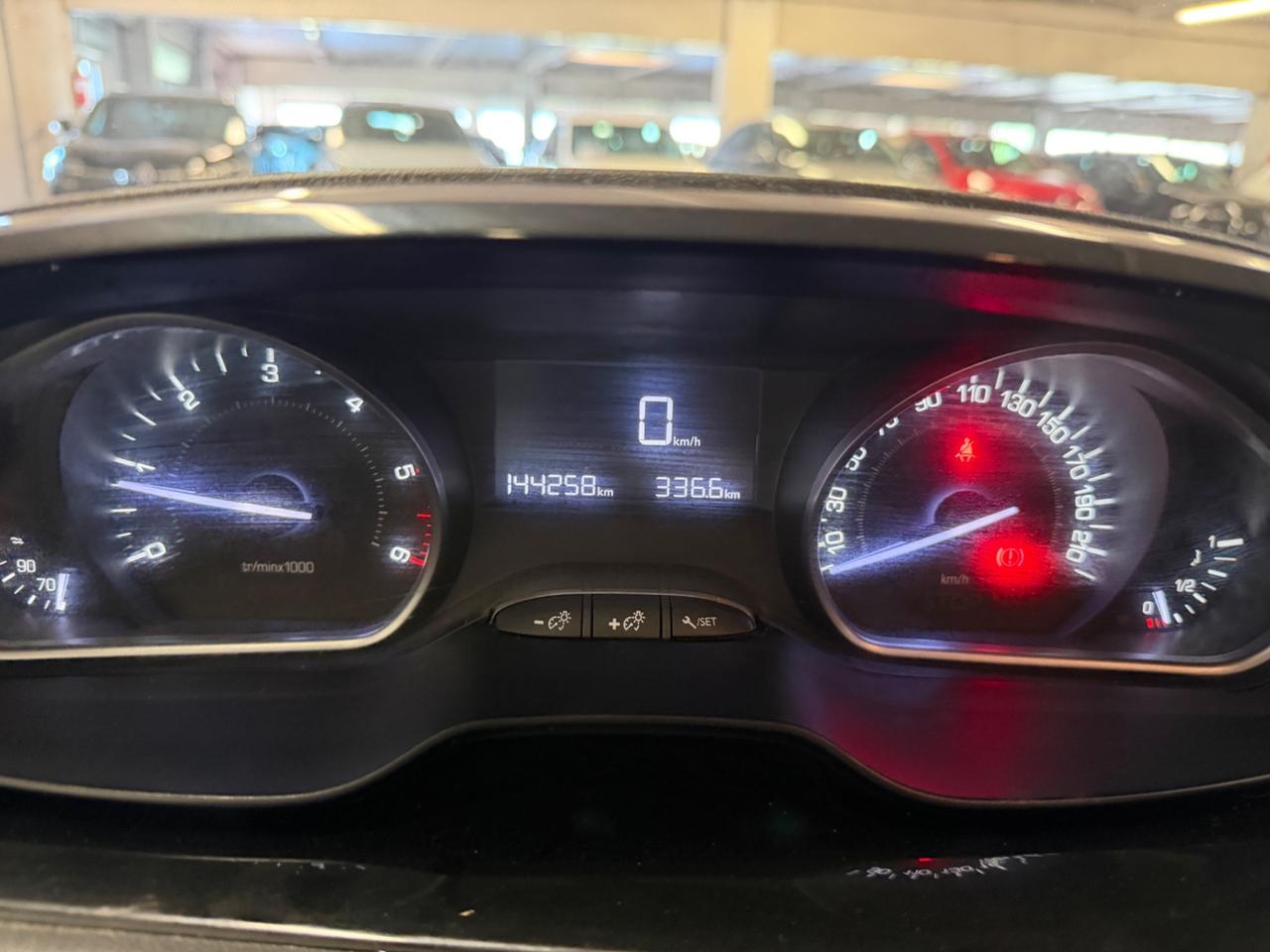 Peugeot 208 BlueHDi 75 5 porte Active