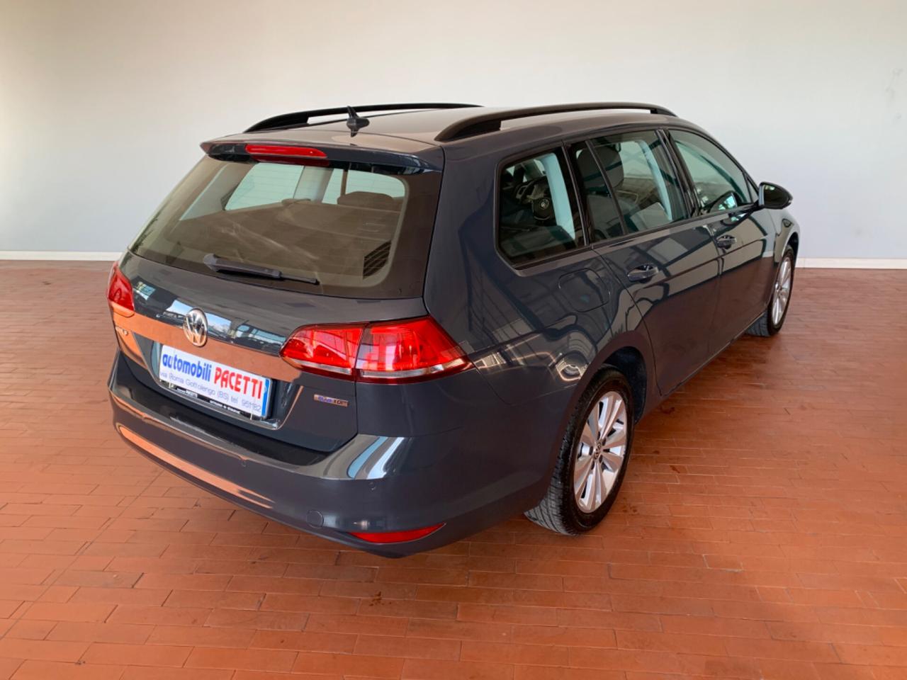 Volkswagen Golf Variant 1.6 TDI 110 CV DSG Comfortline BlueMotion Tech.