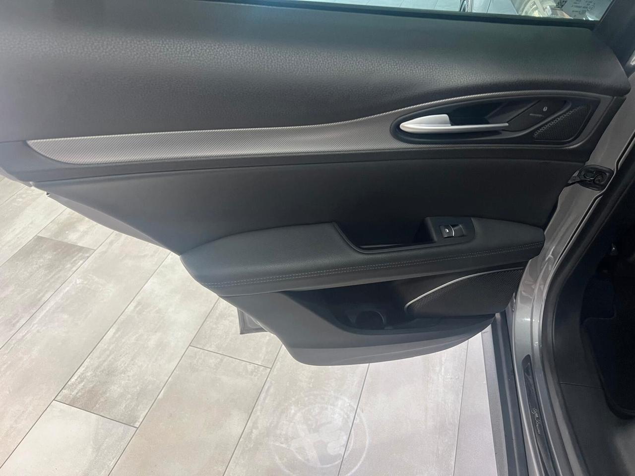 Alfa Romeo Stelvio 2.2 Turbodiesel 210 CV AT8 Q4 Executive