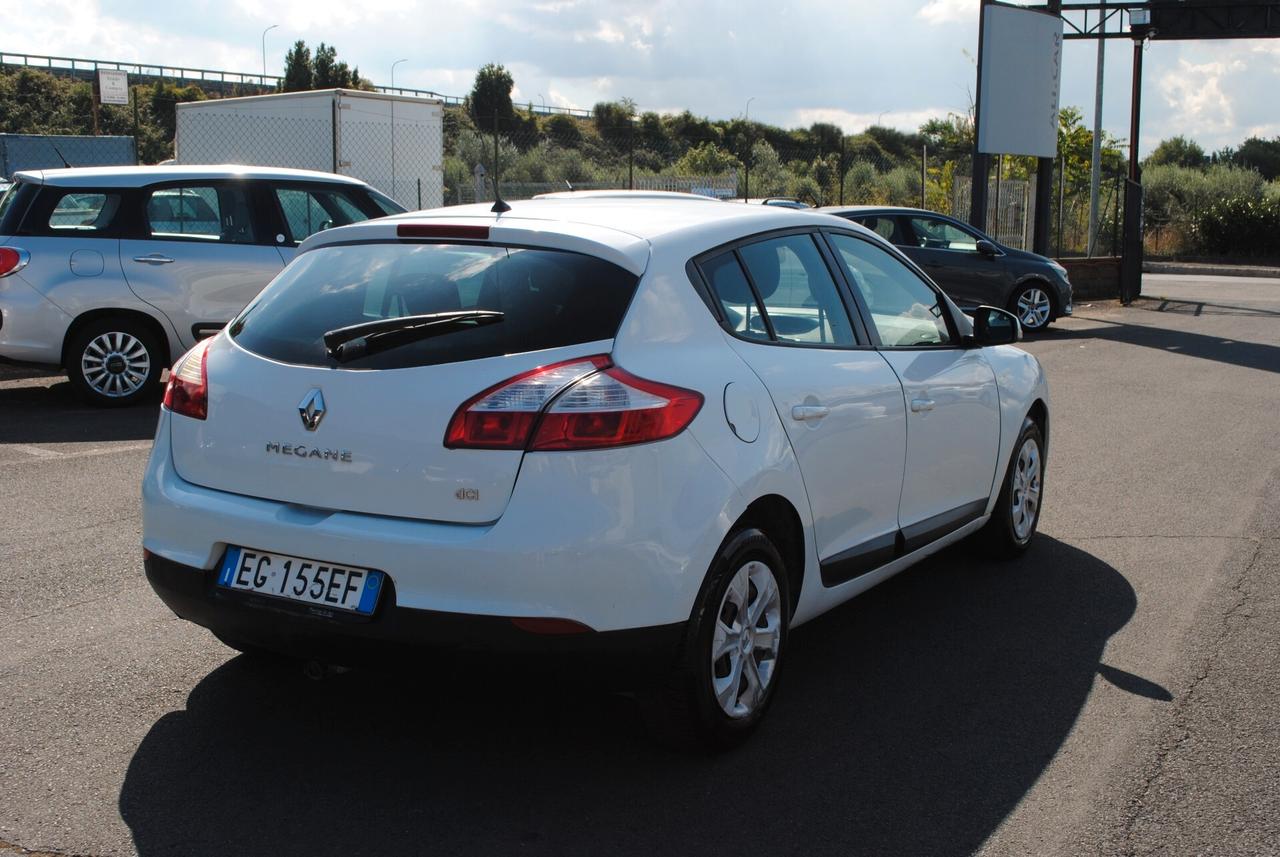Renault Megane 1.5 dCi 90CV Attractive
