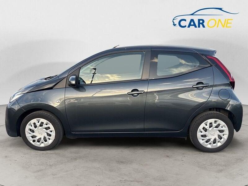 Toyota Aygo 1.0 VVT-i 72 CV 5p. x-business