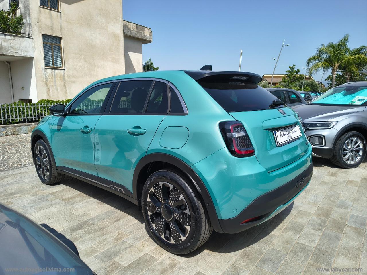 FIAT 600 Hybrid 110 CV DCT MHEV La Prima
