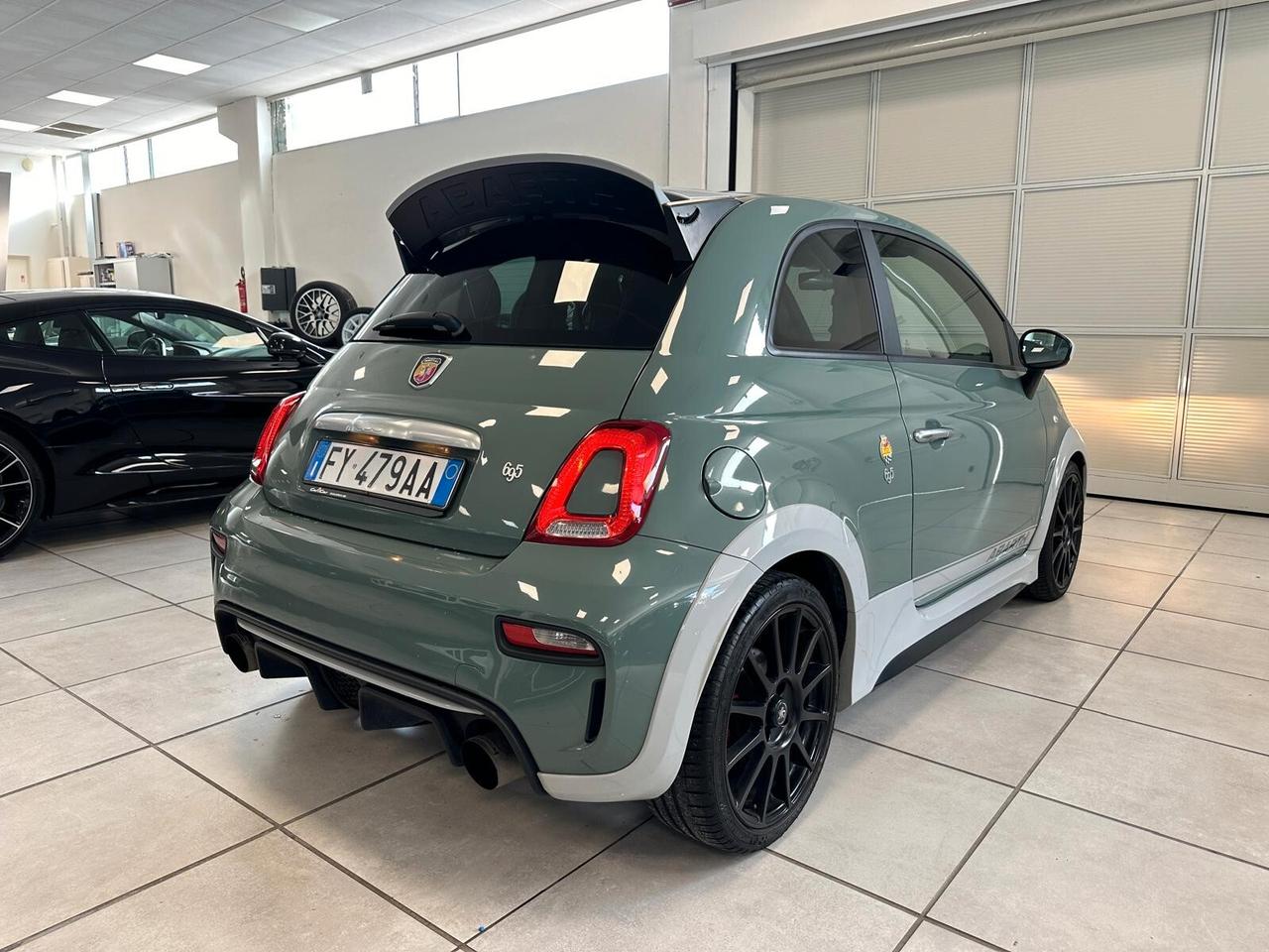 Abarth 695 1.4 Turbo T-Jet 180 CV 70°