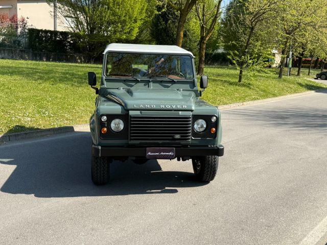 LAND ROVER Defender 90 2.4 TD4 Station Wagon S INTERNI IN PELLE