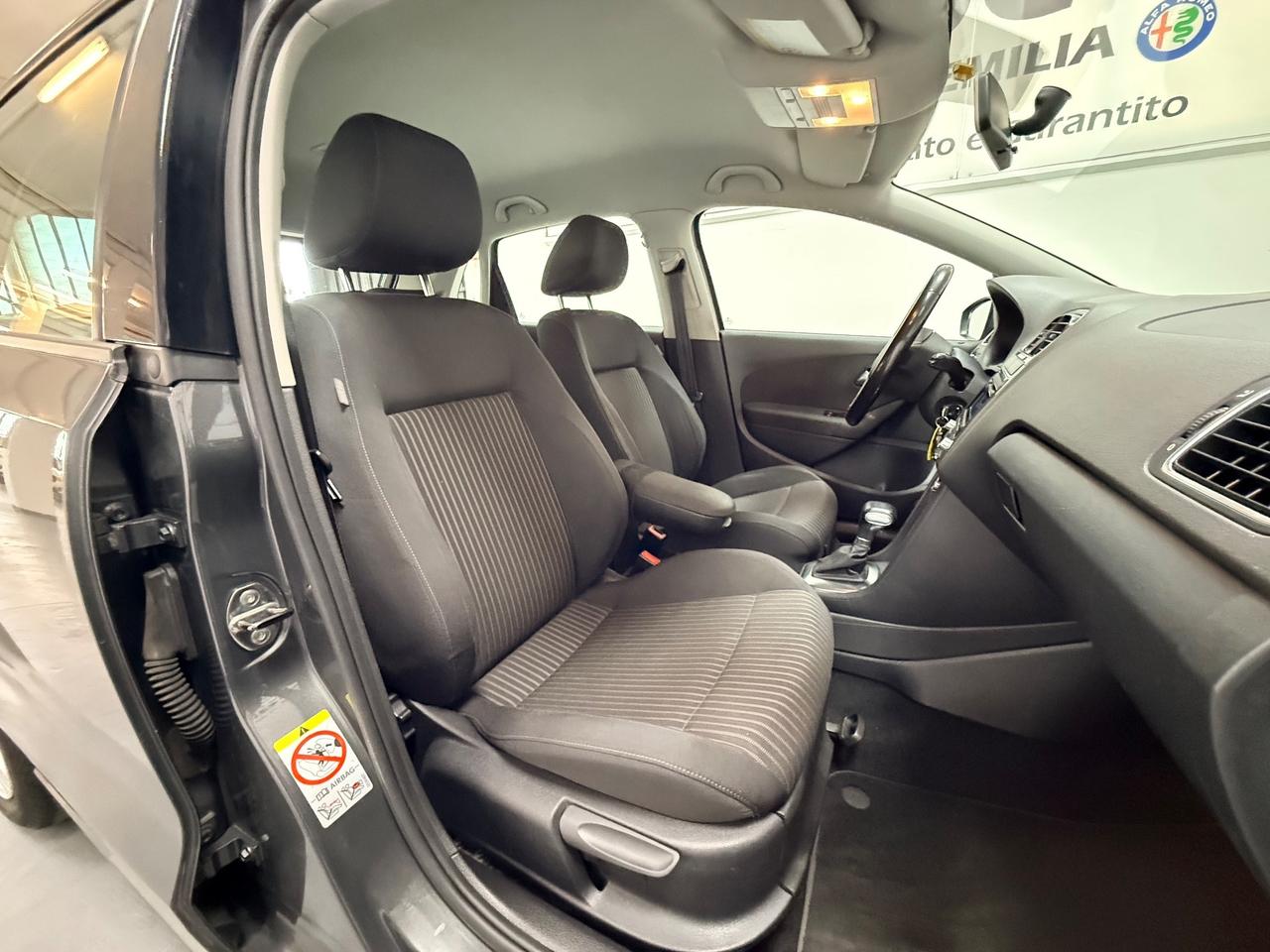 Volkswagen Polo 1.6 TDI 90CV DSG 5 Porte Highline 05/2010 Neopatentati Euro 5B