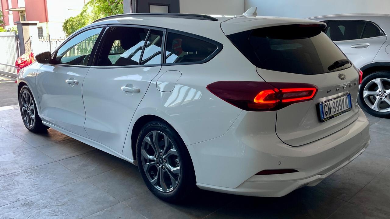 FORD FOCUS SW 1.5 ST-LINE 115 CV - FULL LED, CARPLAY, NEOPATENTATI