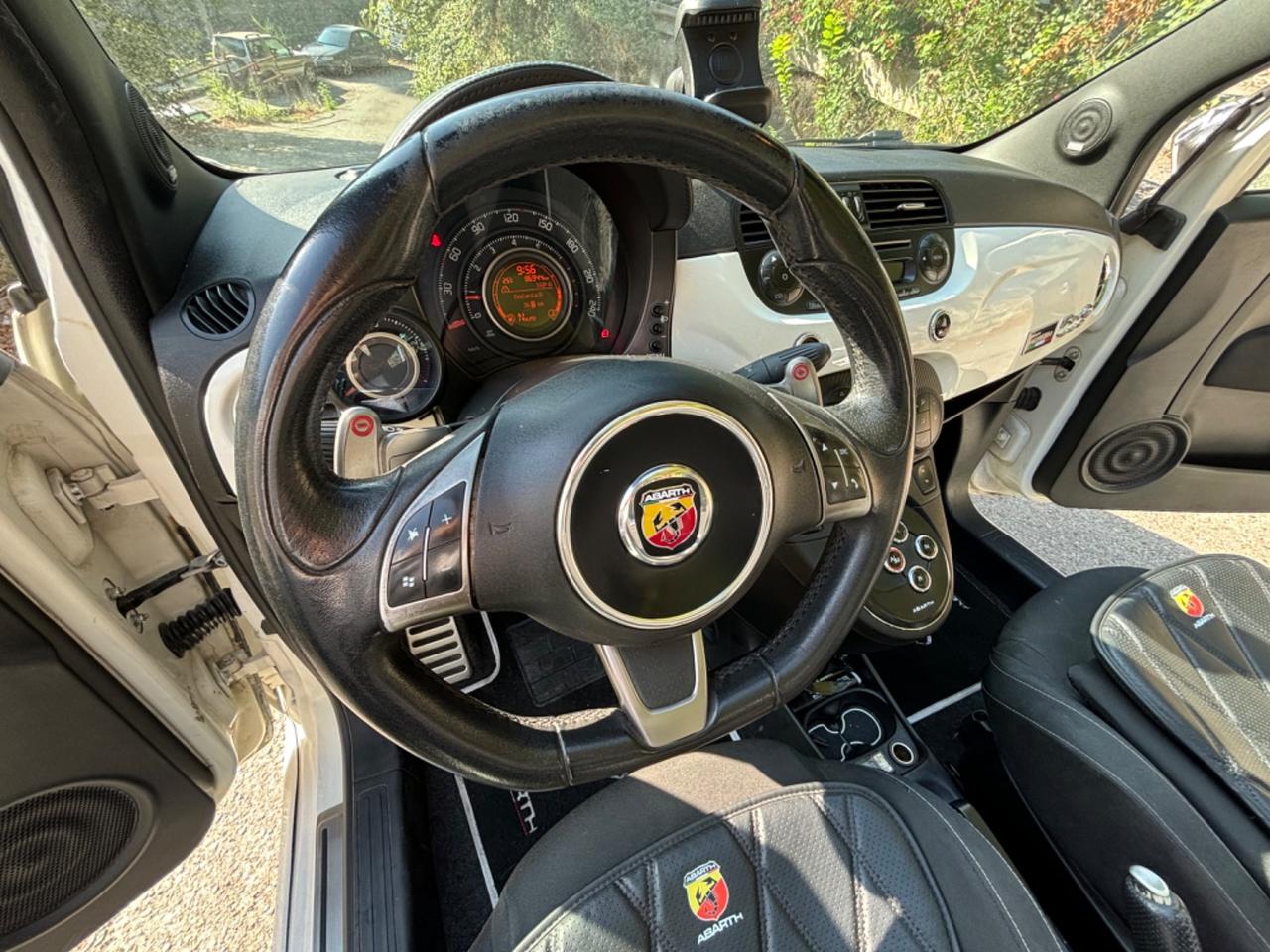 Abarth 500 C 1.4 Turbo T-Jet MTA