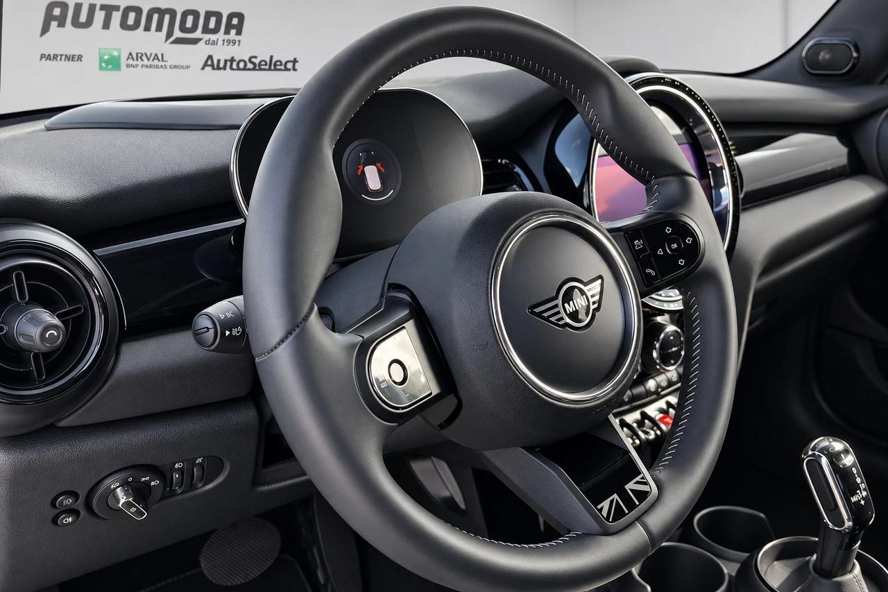 Mini Cooper 5P Yours AUTO KM ZERO