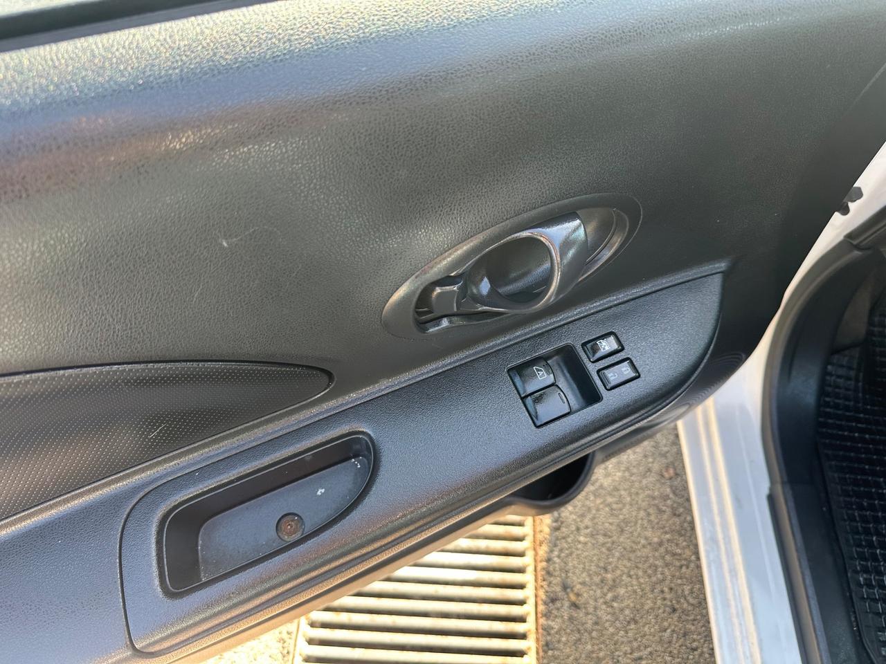 Nissan Micra 1.2 benzina 2011