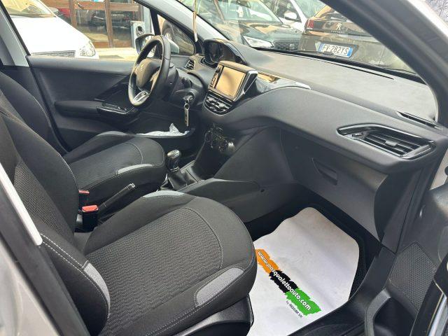 PEUGEOT 208 1.2 GPL PureTech 82 5p. Allure