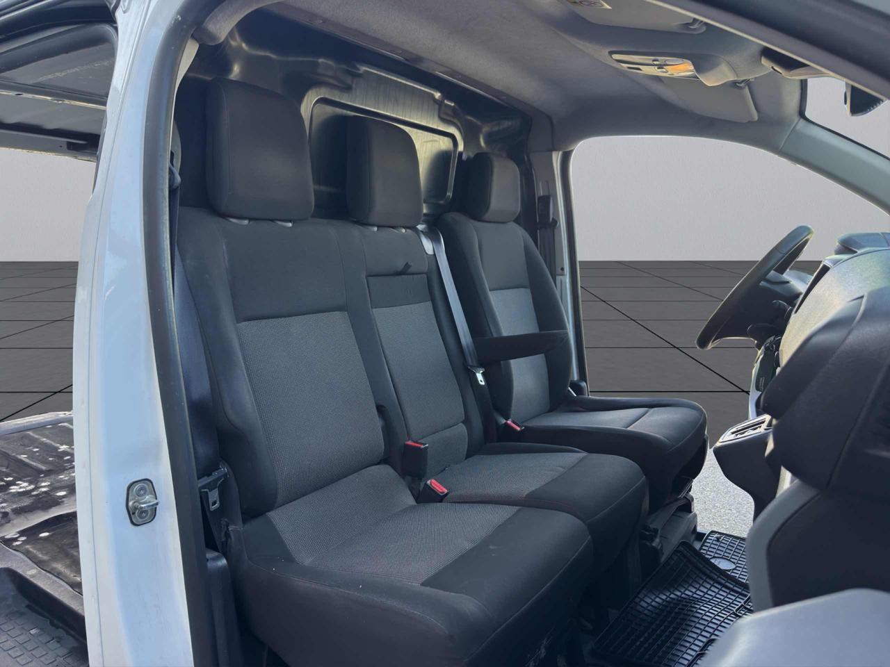 Opel Vivaro -e 50kWh(PL-TN-L2H1)FURGONE ELETTRICO CERCHI LEGA-