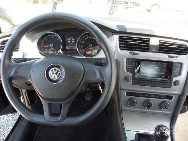 Volkswagen Golf Volkswagen Golf 7 - 1.6 TDI 5p. Comfortline BlueMotion
