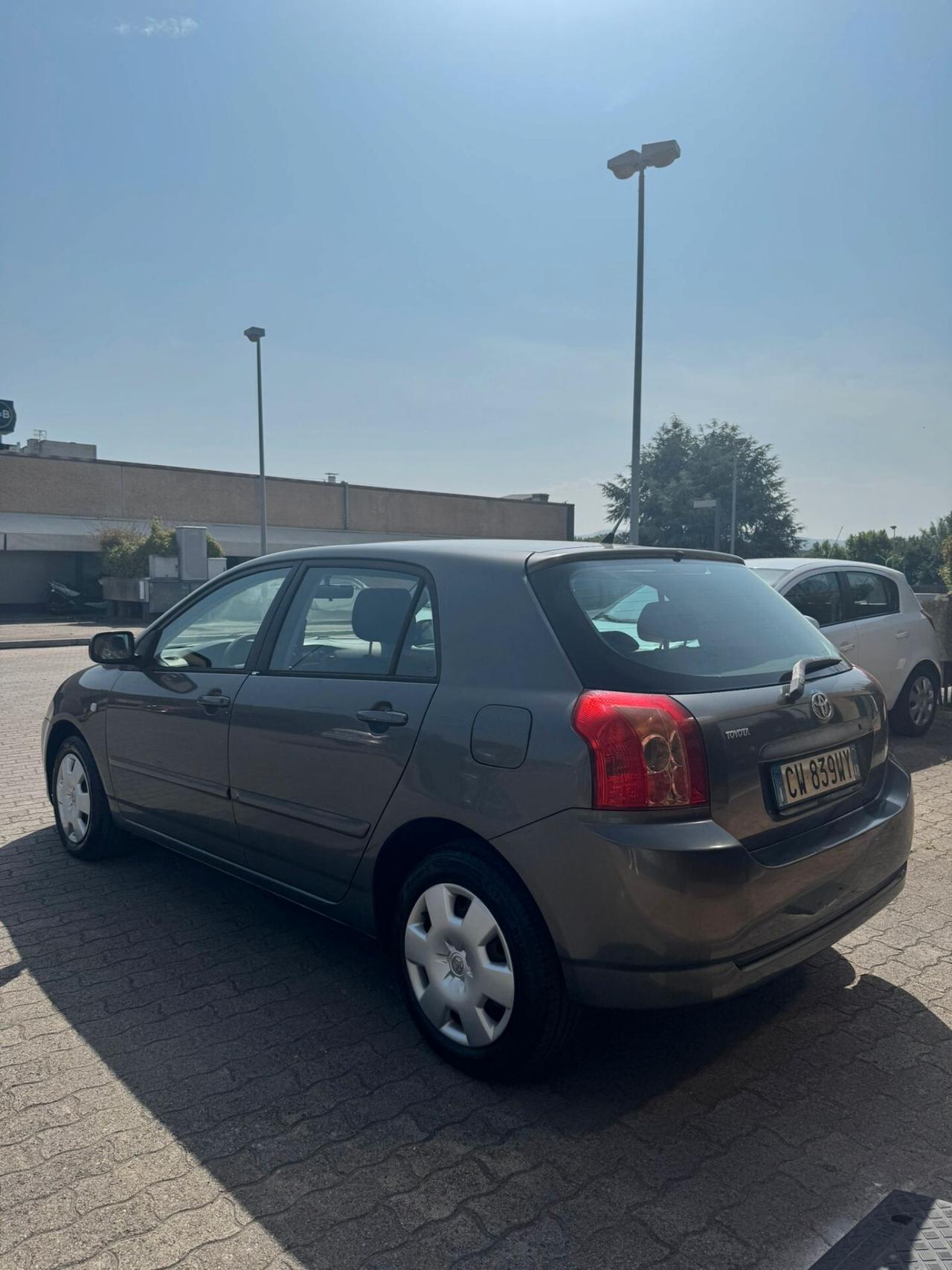 Toyota Corolla 1.4 D-4D M-MT 5 porte Sol